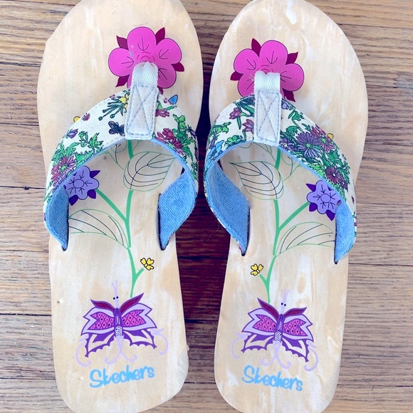 Sketchers Super Comfy SWEETEST Summer Sandals LIKE NEW💕💕💕 - Picture 2 of 8